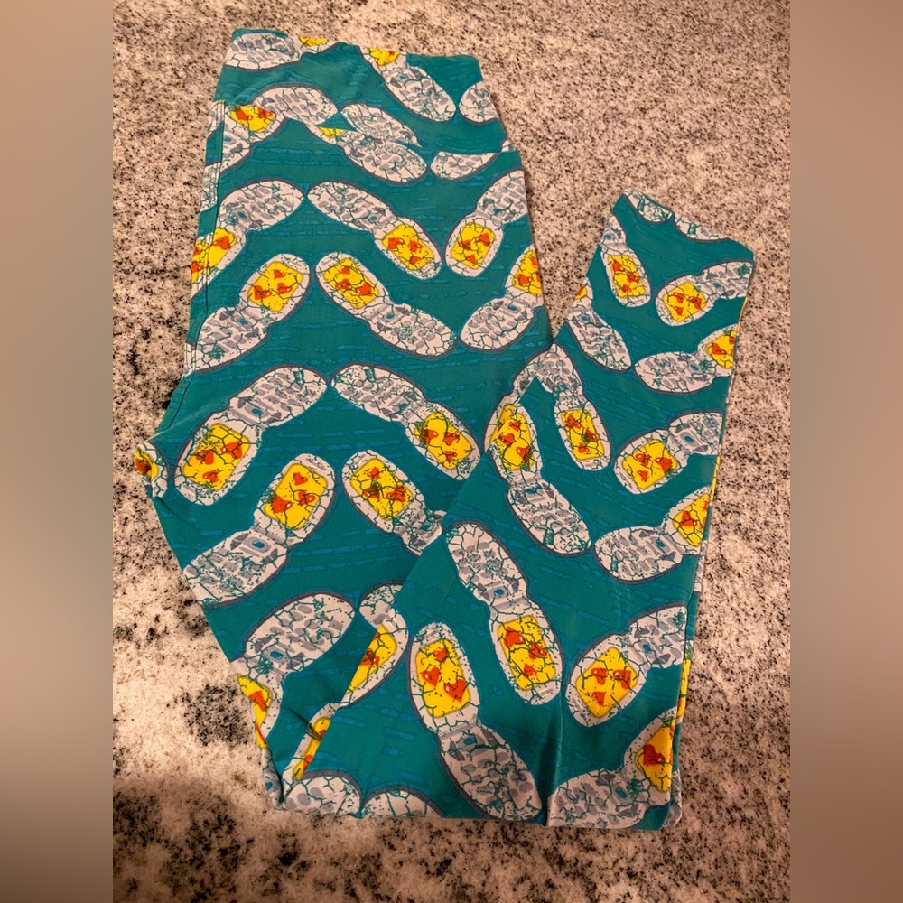 LuLaRoe TC Flip Phone Leggings